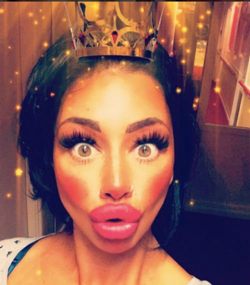 PAY-SINGLE-MUM-OF-ONE-MY-TROUT-POUT-GIVE-ME-CONFIDENCE
